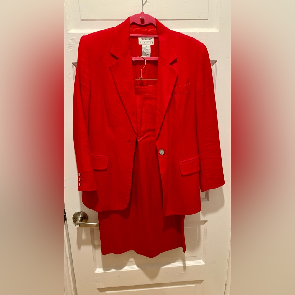 Bundle of Elegant Red Women's Blazer with Skirt